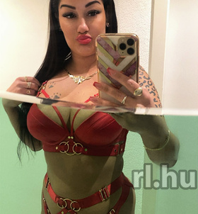Amíra (27 éves, Nő) - Telefon: +36/30/812-86-20 - Szeged Anna kút környéke , szexpartner