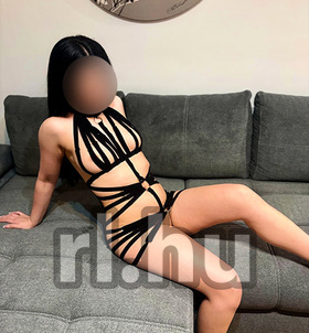 Budapest, _Kamilla_ 06707511443