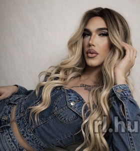 AdalineTs Budapest escort Mädchen