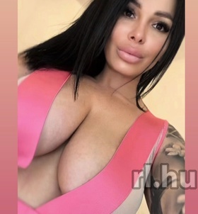 Adelin Székesfehérvár escort Mädchen