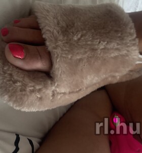 Adelina (20+ éves) - Telefon: +36 70 / 252-1537 - Budapest