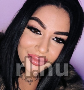 Adrienn (20 éves) - Telefon: +36 20 / 962-0075 - Miskolc