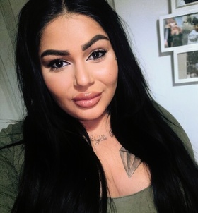 Budapest, Adrienn 06707821642