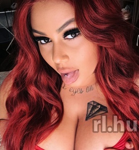 AdriennVIP (20 éves) - Telefon: +36 70 / 782-1642 - Budapest, VI