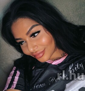 AdriennVIP (20 éves) - Telefon: +36 70 / 782-1642 - Budapest, VI