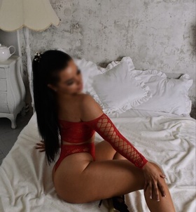 Áfonya (26+ éves) - Telefon: +36 70 / 269-0249 - Budapest, XIII