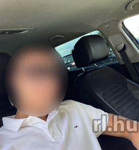 Alex (18 éves) - Telefon: +36 30 / 384-5651 - Sopron