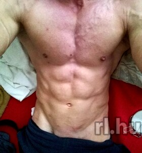 Alex (28 éves) - Telefon: +36 70 / 670-2785 - Győr