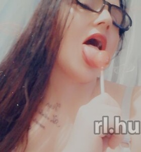 Alexandra (27 éves) - Telefon: +36 30 / 469-4493 - Békéscsaba