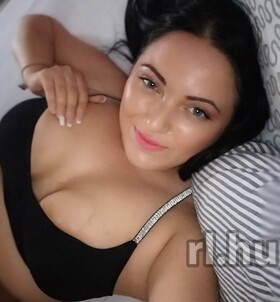 Alexandra (27 éves) - Telefon: +36 30 / 469-4493 - Békéscsaba