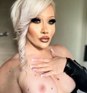 Budapest, Alexia_amour 06205275500