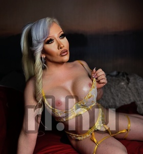 Alexia_amour Budapest szexpartner lányok