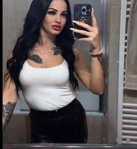 Budapest, Alina 06702371715