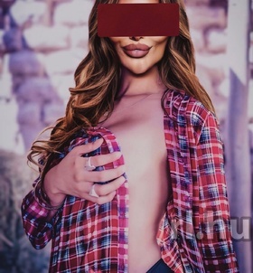 AlinaTrusova 205226354, Budapest transzi #10 - 