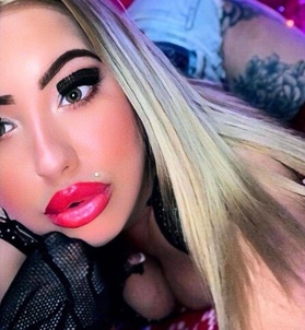 Alisa (18+ éves) - Telefon: +36 20 / 994-2312 - Szekszárd