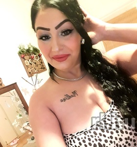 Alíz Pécs escort Mädchen