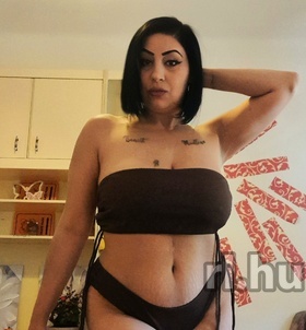 Alíz Pécs escort girls