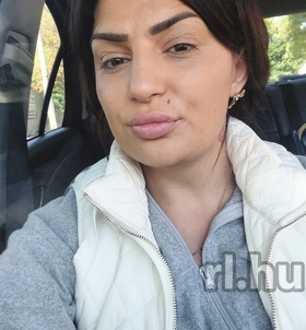 Aliz (28 éves) - Telefon: +36 20 / 776-4755 - Debrecen