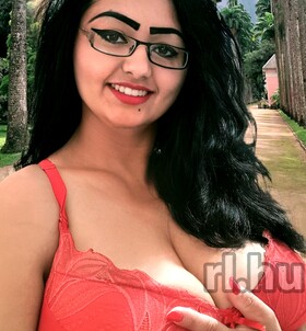 AlyaNazira (39+ éves) - Telefon: +36 30 / 253-7010 - Győr