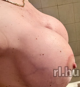 Amanda (35 éves) - Telefon: +36 30 / 747-8347 - Kaposvár