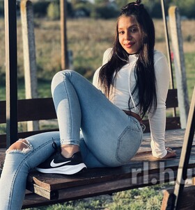 Amanda Pécs escort Mädchen