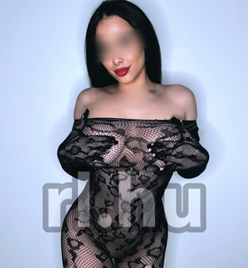 Amara Budapest escort Mädchen