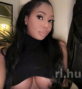 Budapest, AminaDior 06702079550