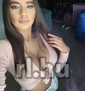 Amira Budapest escort Mädchen