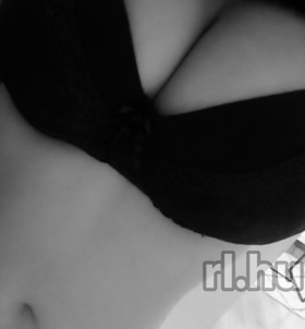 Sz�kesfeh�rv�r, Amira26 06204217376