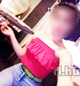 Aniella (19 éves) - Telefon: +36 30 / 734-1821 - Szolnok