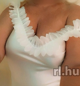 Anissza Budapest escort Mädchen