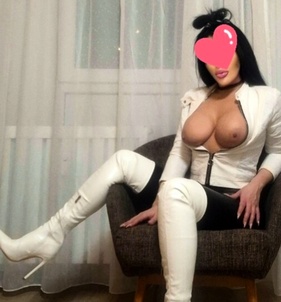 Anita (30 éves) - Telefon: +36 20 / 974-1663 - Debrecen