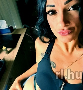 Anita Sárvár escort girls