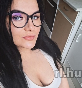 Anna Szeged escort Mädchen