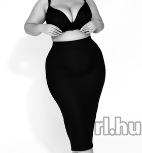 Anna (23+ éves) - Telefon: +36 30 / 523-6961 - Debrecen