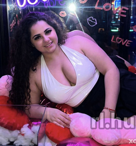 Anna (23+ éves) - Telefon: +36 30 / 523-6961 - Debrecen