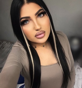 Ariana (26 éves, Travi) - Telefon: +36 20 / 505-2295 - Budapest, VIII. Corvin negyed, szexpartner