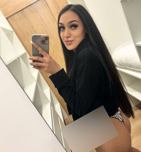 Budapest, Ashley 06305598606