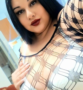 Auróra (25+ éves, Nő) - Telefon: +36 20 / 446-6884 - Győr Belváros Első emeleti  liftes lakás , szexpartner