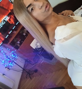 Aysa (23 éves) - Telefon: +36 70 / 596-1330 - Nyíregyháza