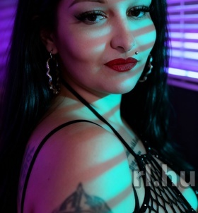 Budapest, Aysen 06307433088