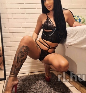 Budapest, Azra 06303556574