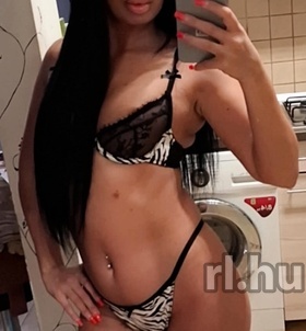 Azra (26 éves) - Telefon: +36 30 / 693-1725 - Budapest, VIII