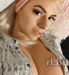 Barbi Budapest escort girls