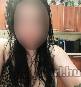 Barbi (24 éves) - Telefon: +36 20 / 555-3163 - Komló