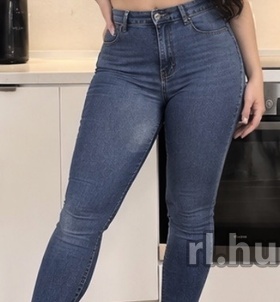 Sz�kesfeh�rv�r, Barbi 06206133205