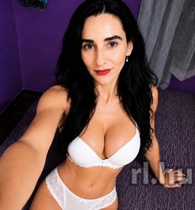 Barbi Szeged escort Mädchen