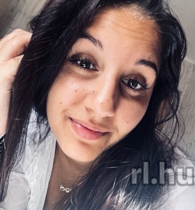 Barbi Győr szexpartner lányok