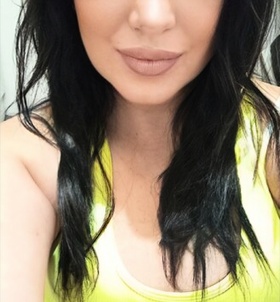 Barbi (23 éves, Nő) - Telefon: +36 30 / 644-3328 - Debrecen, szexpartner