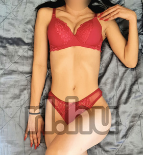 Barbi (20 éves) - Telefon: +36 30 / 776-3672 - Mosonmagyaróvár